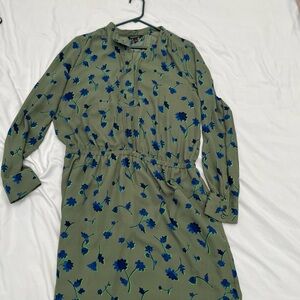 Banana Republic Green and Blue Sundress Knee-Length Long Sleeve Bishop Sleeve